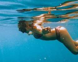 She is also a good swimmer.